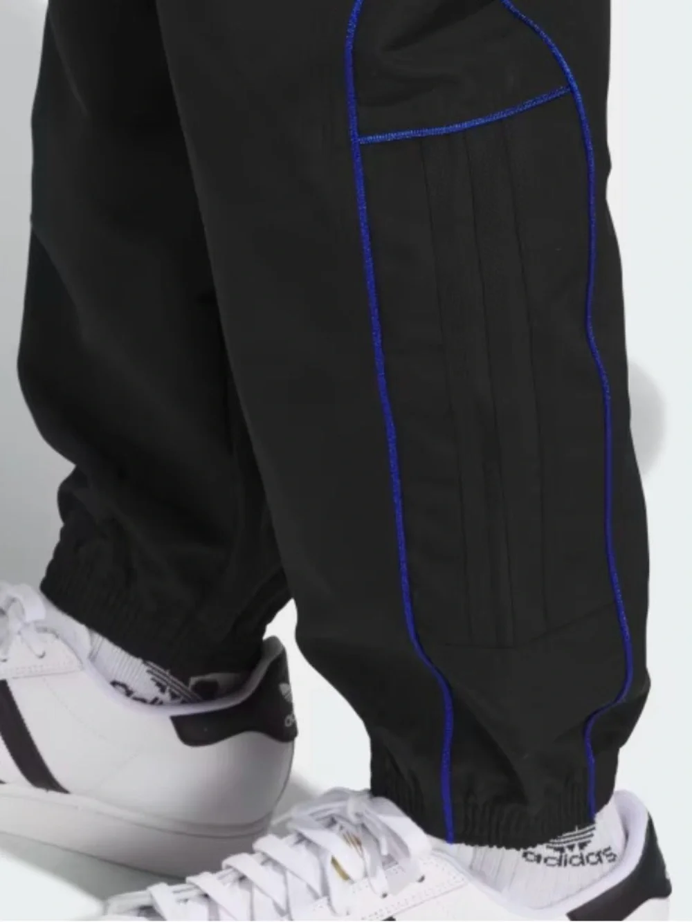 Adidas Skateboarding Gazelle Track Pants Men’s Large Black w/ Blue Stripes
